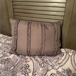 Gray Throw pillow .
